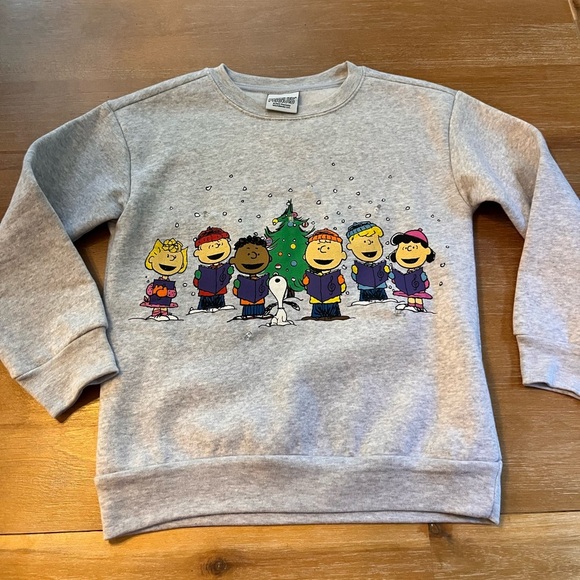 Gray Peanuts Christmas Sweatshirt lights up! child size 7 - Picture 1 of 9